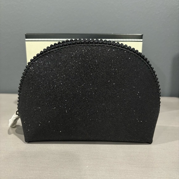 Mac Makeup Bag - Picture 4 of 7